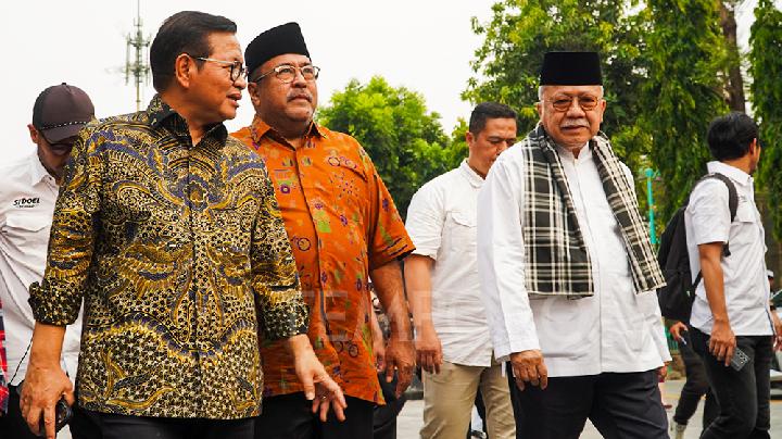 Bakal calon gubernur dan bakal calon wakil gubernuer Jakarta Pramono Anung (kiri), Rano Karno, saat bersilaturahmi bersama Gubernur DKI Jakarta periode 2007-2012 Fauzi Bowo di Museum M.H. Thamrin, Jakarta Pusat, 3 September 2024. Pertemuan tersebut untuk mengenalkan budaya Betawi sekaligus silaturahmi menjelang Pilkada November 2024 mendatang. TEMPO/Martin Yogi Pardamean